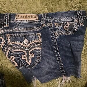 Rock Revival/ Cut Off/ Western